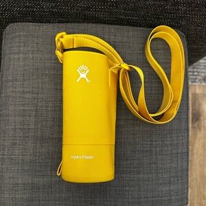 Hydroflask water bottle sling